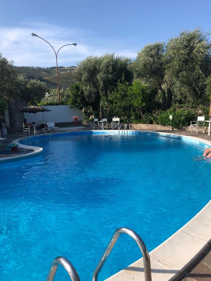 Hotel Apeneste Mattinata Zewnętrze zdjęcie