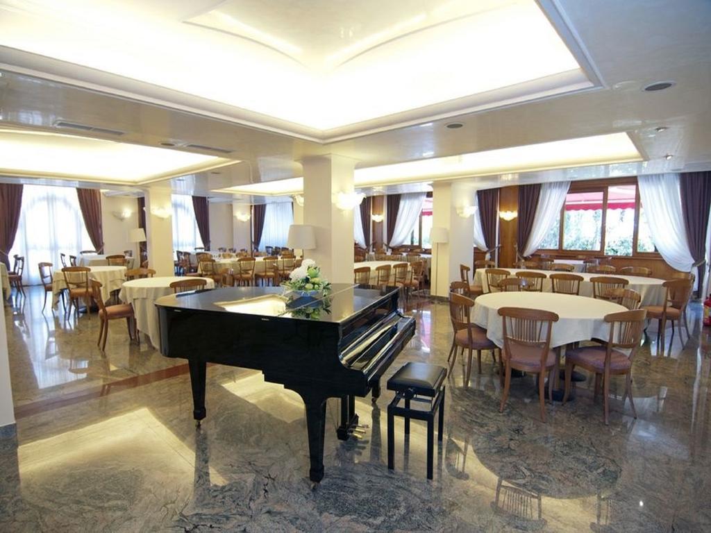 Hotel Apeneste Mattinata Zewnętrze zdjęcie