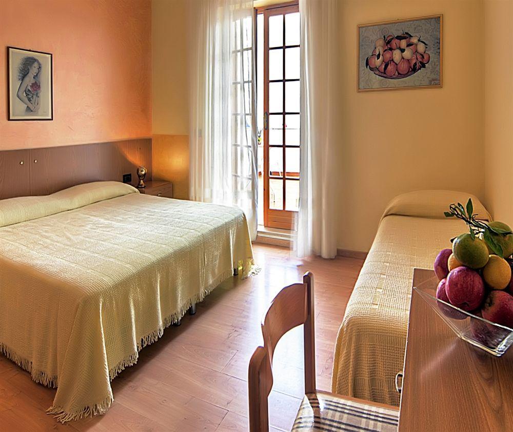 Hotel Apeneste Mattinata Zewnętrze zdjęcie