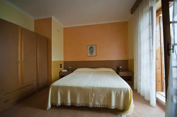 Hotel Apeneste Mattinata Zewnętrze zdjęcie