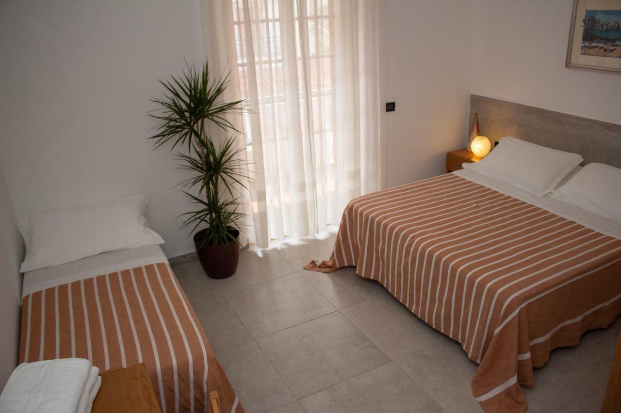 Hotel Apeneste Mattinata Zewnętrze zdjęcie