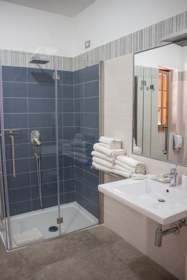 Hotel Apeneste Mattinata Zewnętrze zdjęcie