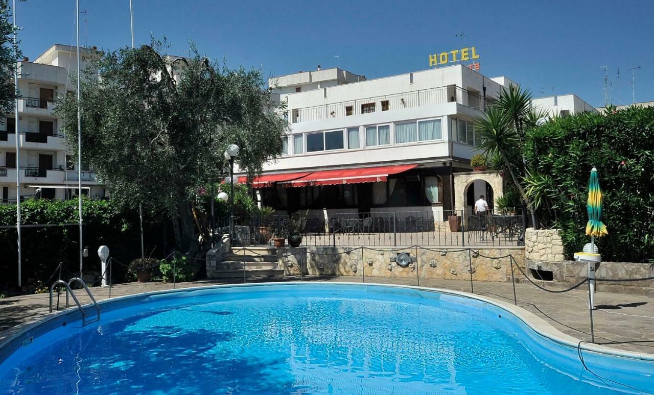 Hotel Apeneste Mattinata Zewnętrze zdjęcie